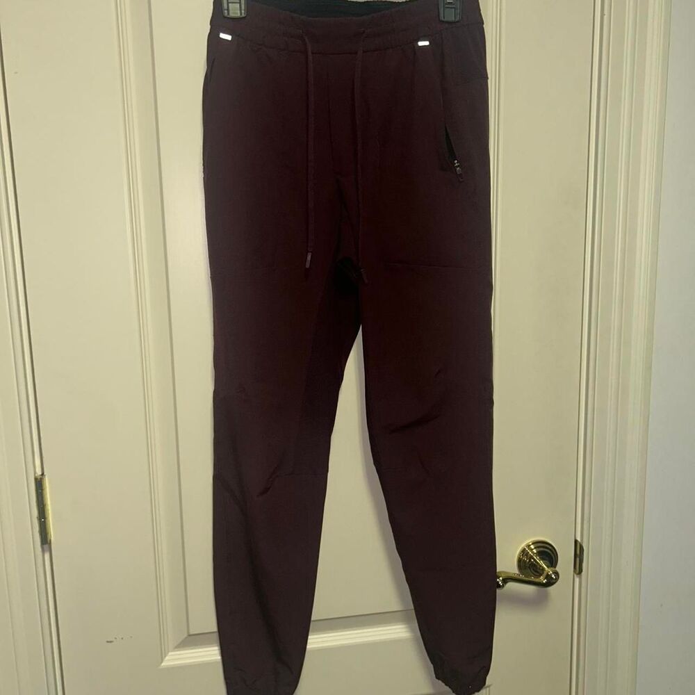 Lululemon Men's Burgundy and Purple Joggers-tracksuits